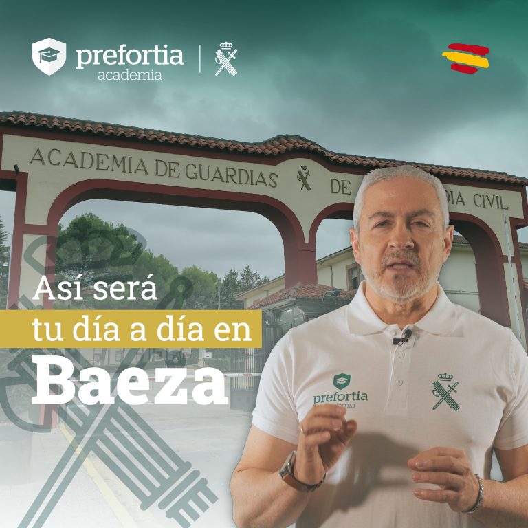 Teniente Lucas con la Academia de Baeza